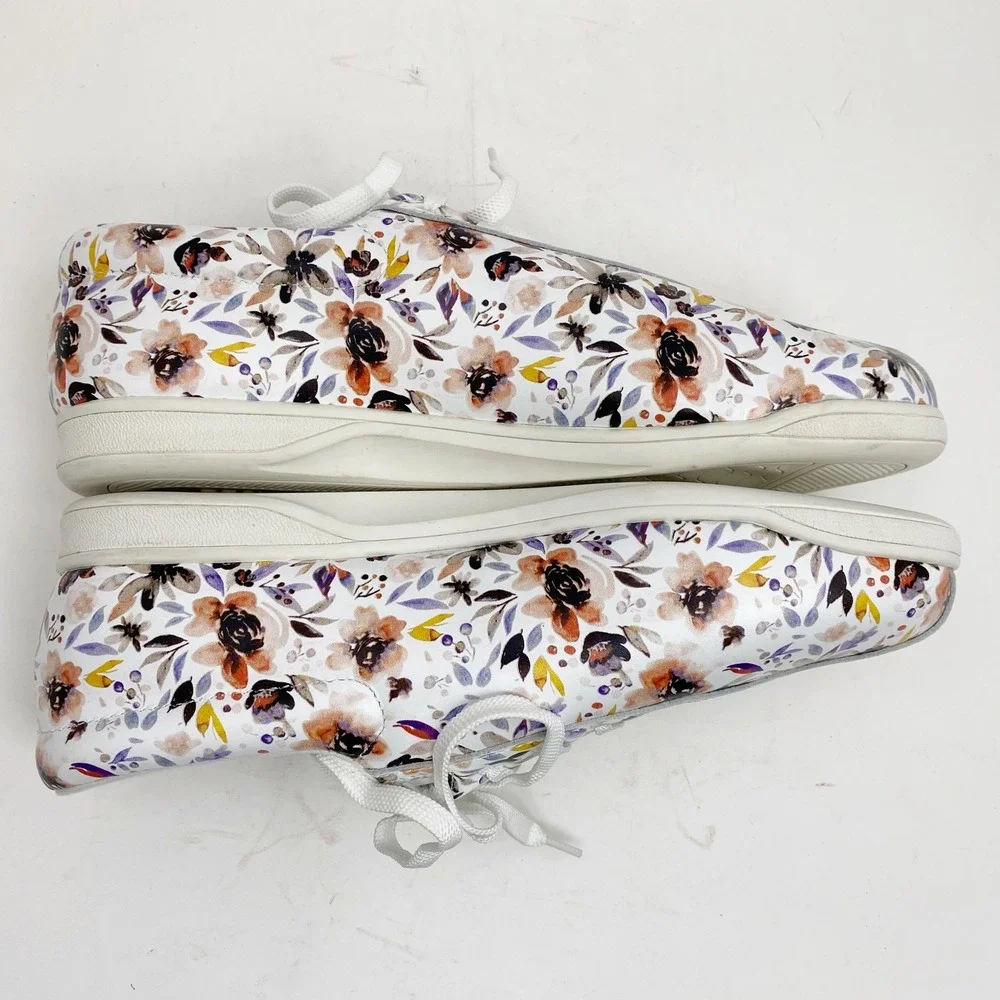 Easy Spirit AP1 White Floral Leather Lace Up Walking Sneakers Womens 11M NWOB